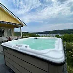 Fjord Cottage With Panoramic View Chalé